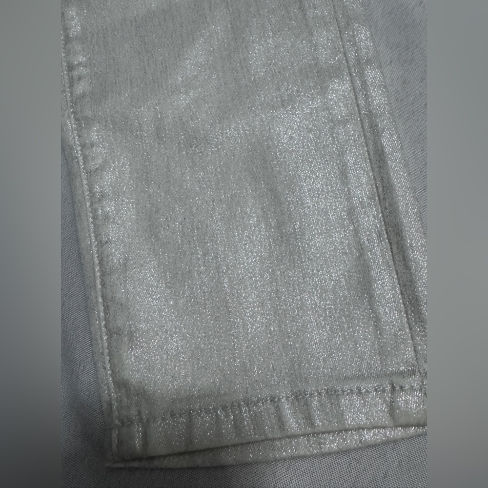 LIKE NEW Bebe Precious Metal Icon Skinny Jeans in Silver Rain White Shimmer - Picture 4 of 7